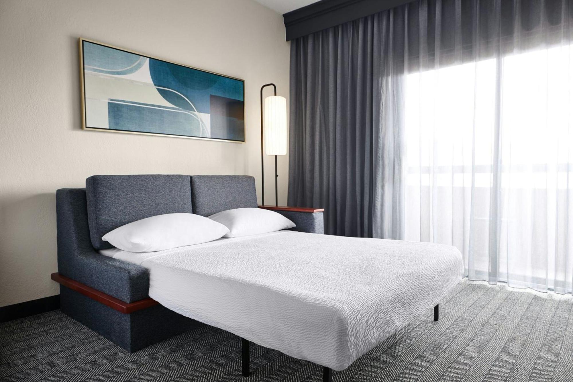 Courtyard St. Louis Creve Coeur Hotel Exterior foto